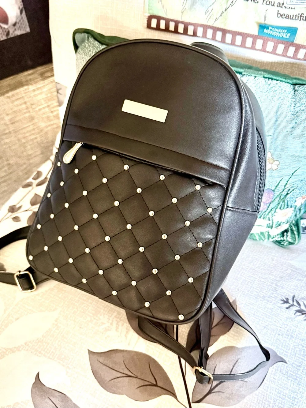 QUILTED BACKPACK BLACK PU RIVET JACQUARD ADJUSTABLE STRAPS SMALL BAG